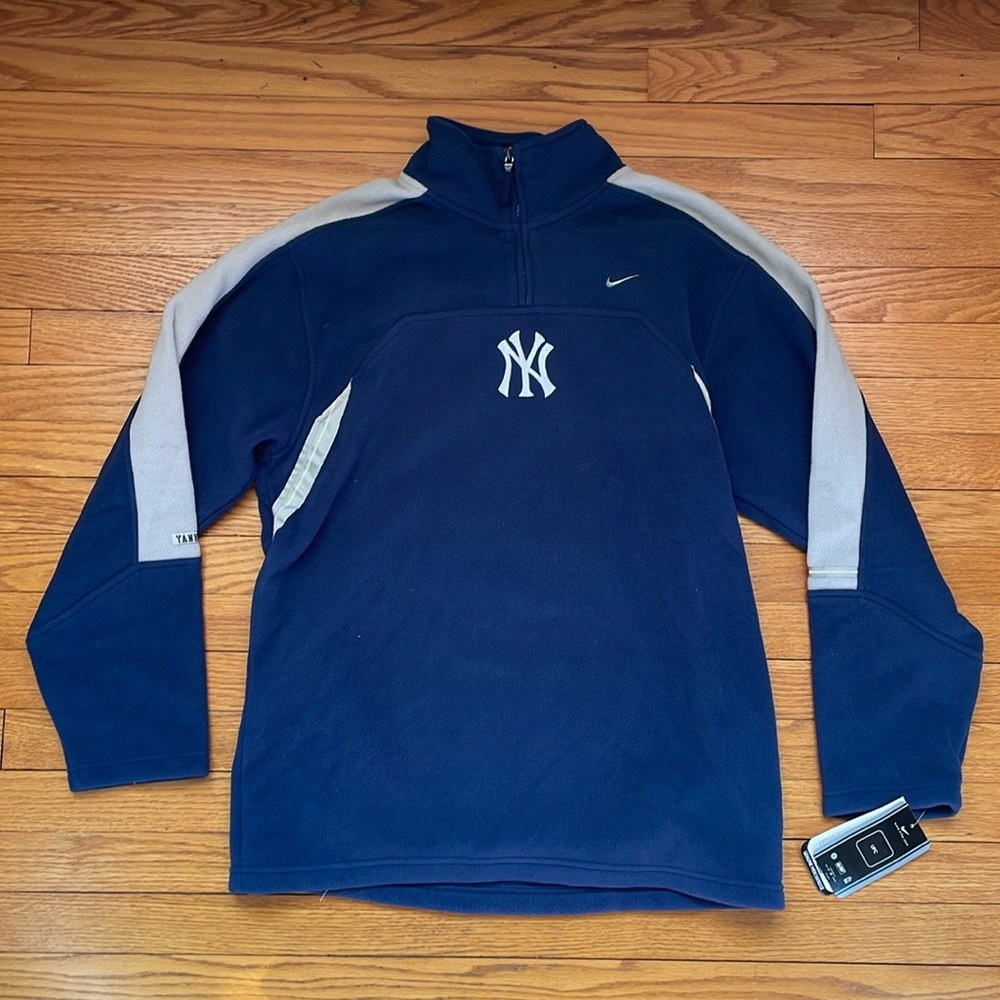 NWT Nike NY Yankees fleece. Size XL. Pullover. 3/4 zip